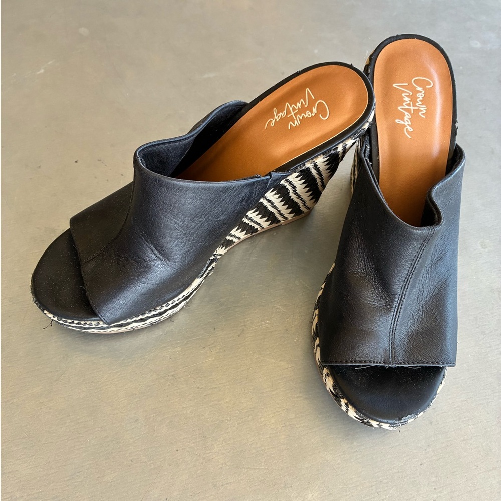 Crown Vintage Black and White Wedge Mules SZ 6.5
